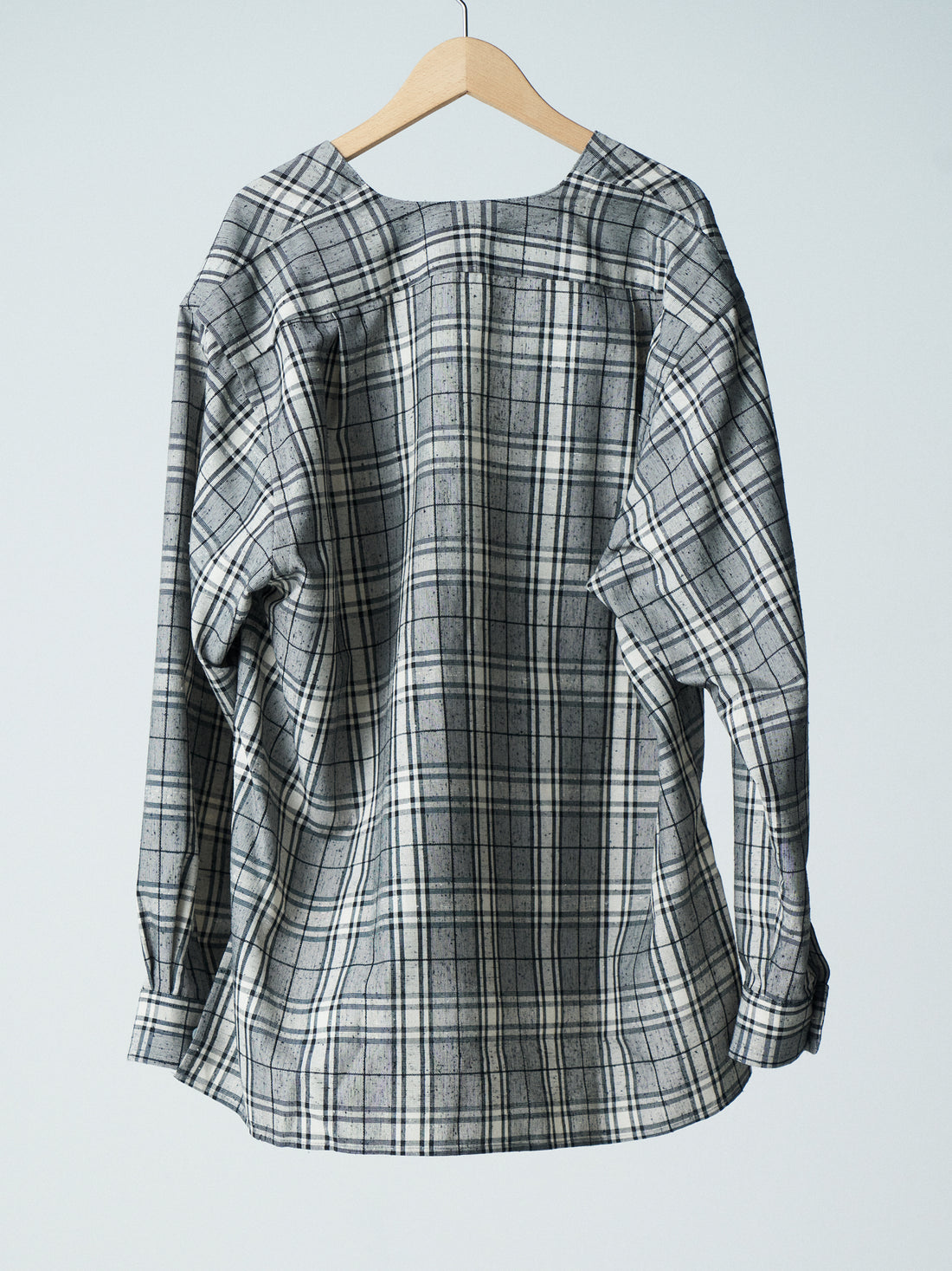 26SS SAMPLE Collarless L/S Pullover shirt